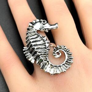 925 Sterling Silver Detailed Seahorse Boho Style Statement Ring Size 8